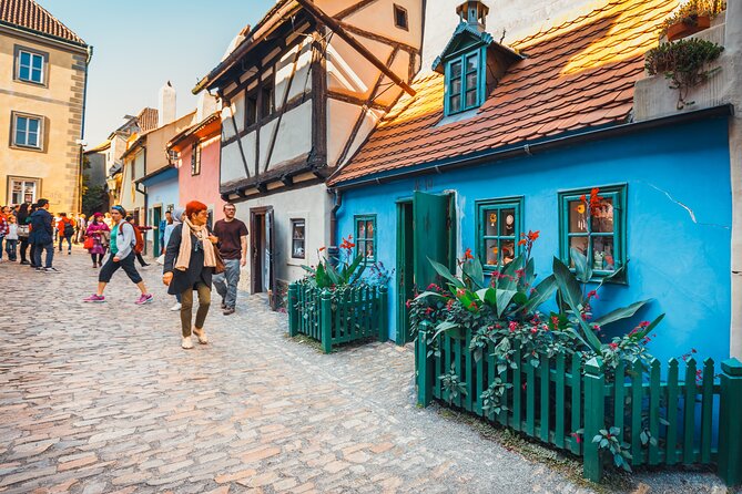 Private Tour of Prague Castle Interiors and Lunch Included - Customer Reviews and Feedback