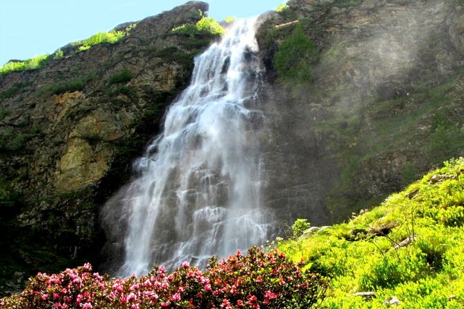 Private Tour of Salazie With a Driver Guide - Tour Accessibility and Additional Info