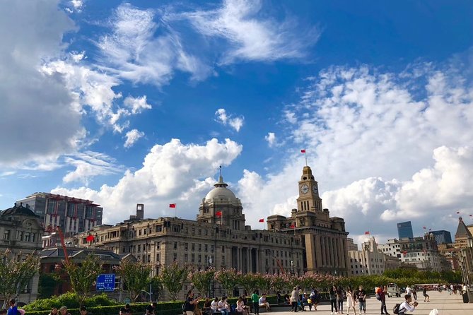 Private Tour of Shanghai Museum, Yu Garden and Shanghai Tower With Pickup - Accessibility and Participation