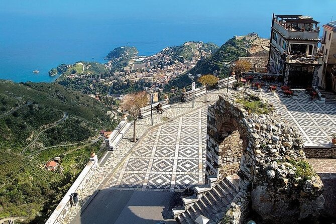 Private Tour of Taormina and Castelmola From Catania - Taormina Highlights
