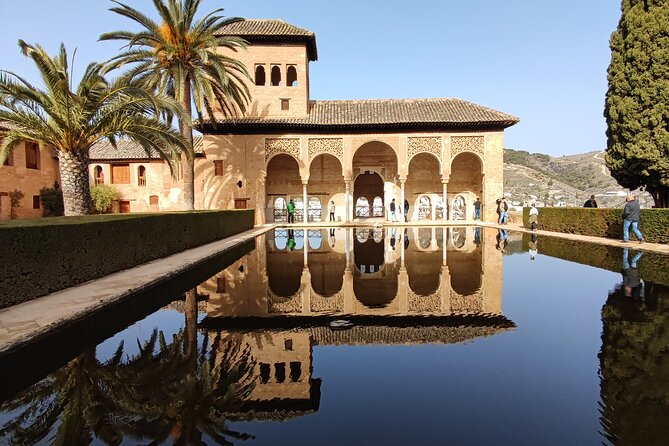 Private Tour of the Alhambra - Meeting and Pickup