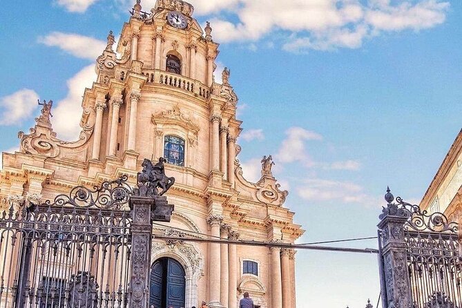 Private Tour of the Baroque Cities of Eastern Sicily - Discovering Baroque Splendor