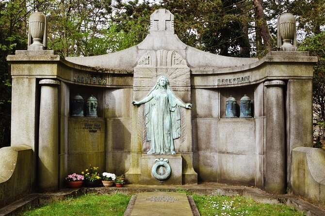 Private Tour of the Historic South Cemetery in Leipzig - Additional Information