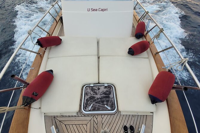 Private Tour of the Island of Capri by Boat and Visit to the Caves - Guest Experiences