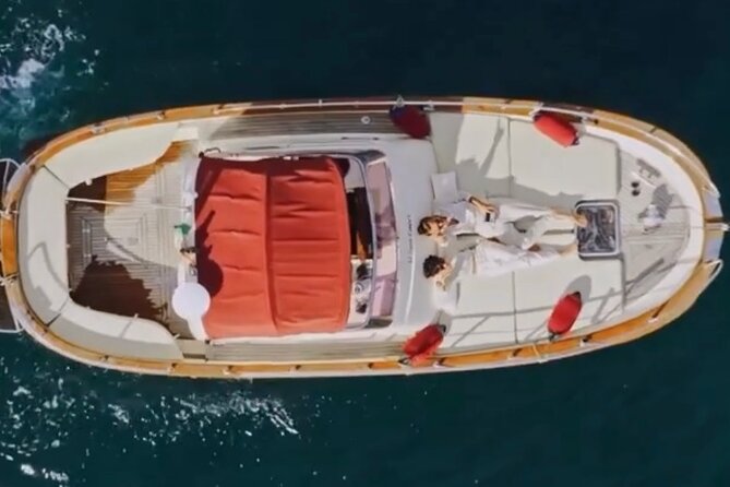 Private Tour of the Island of Capri by Boat and Visit to the Caves - Itinerary Details