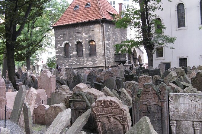 Private Tour of the Jewish Museum With Synagogues and Cemetery - Booking Information