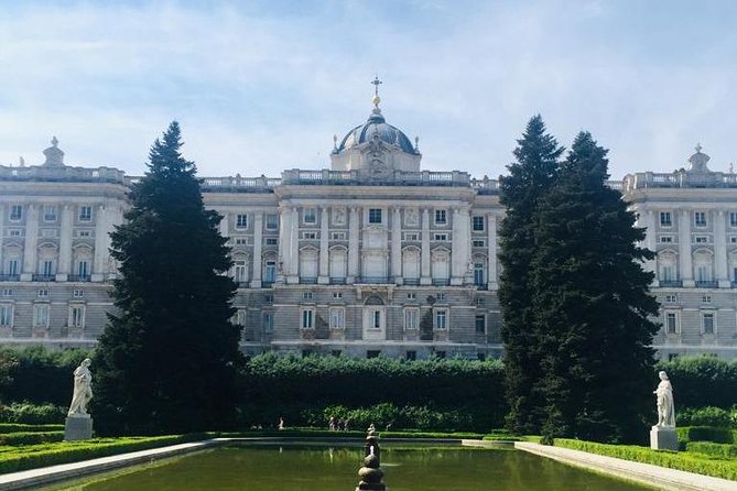 Private Tour of the Royal Collections Gallery With Hotel Pick-Up - Confirmation and Accessibility