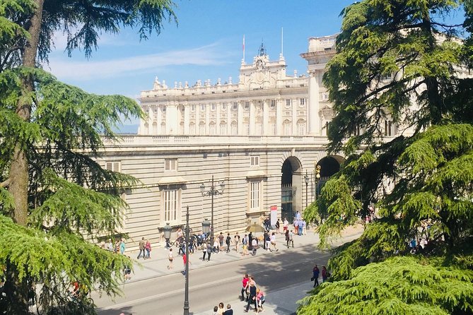 Private Tour of the Royal Collections Gallery With Hotel Pick-Up - Highlights of the Gallery