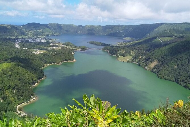 Private Tour of the Sete Cidades Lagoons in São Miguel - Highlights of the Private Tour