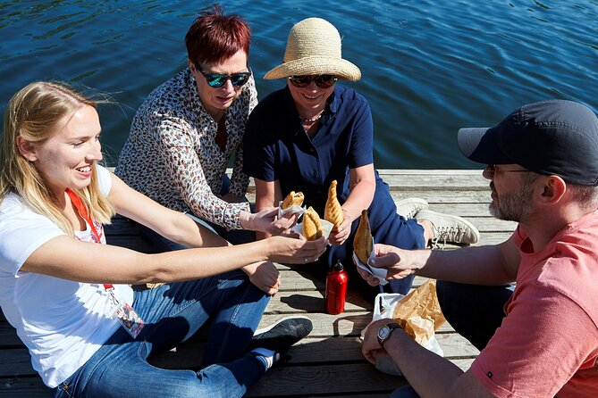 Private Tour of Trakai From Vilnius - Itinerary Highlights