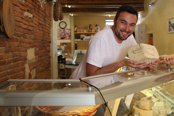 Private Tour of Verona With History and Top Gastronomy - Gastronomy Focus