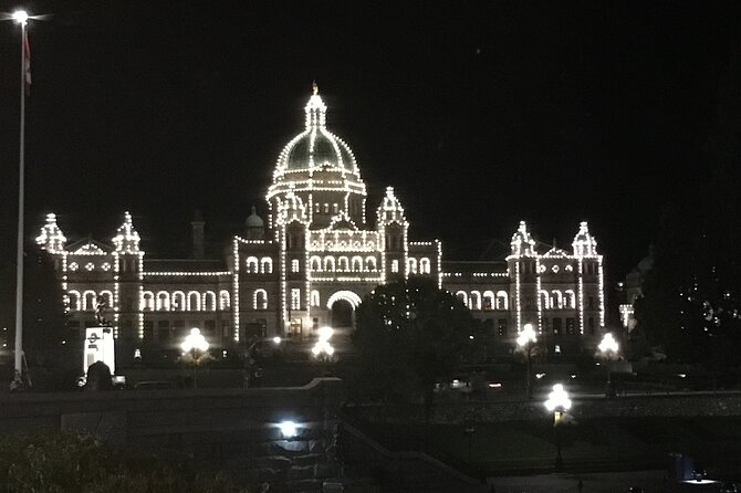 Private Tour of Victoria and to Butchart Gardens - Meeting and Pickup