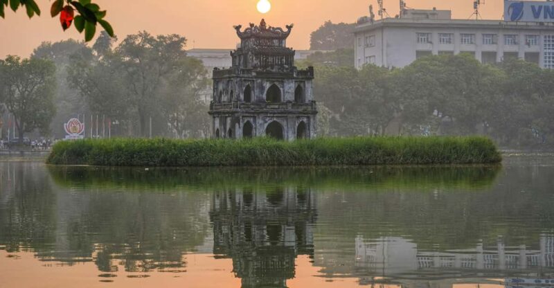 Private Tour of Vietnams World Heritage Sites - Itinerary Highlights