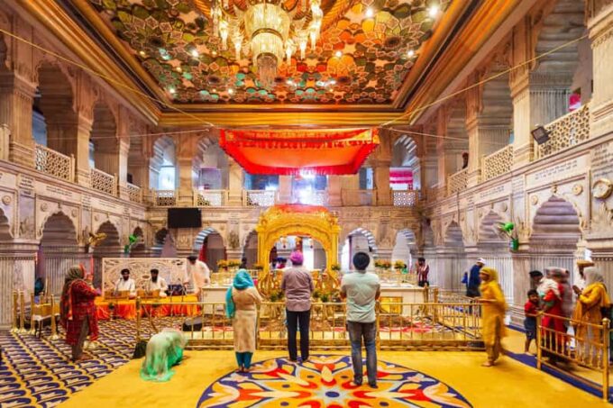 Private Tour Old Delhi: Chandni Chowk, Red Fort & Raj Ghat - Important Information