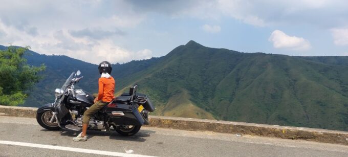 Private Tour on a 1100cc Cruiser Motorcycle - Viewpoint and Return