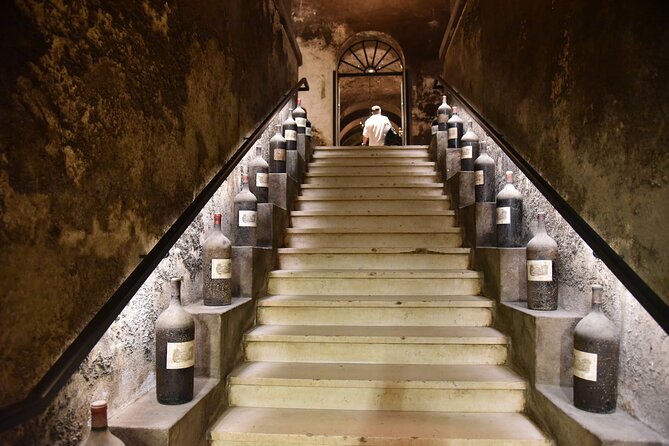 Private Tour on the Route of the Great Wines of Médoc With Visits and Tastings - Tasting the Exceptional Wines