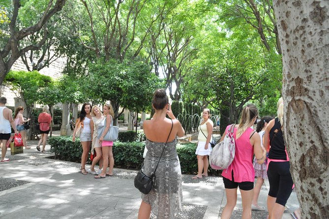 Private Tour: Palma De Mallorca Old Town - Walking Through Old Town