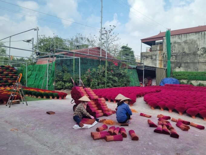 Private Tour: Perfume Pagoda and Incense Product Village - Perfume Pagoda Trek