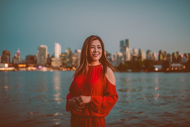Private Tour: Personal Travel Photographer Tour in Toronto - Romantic Experience for Couples