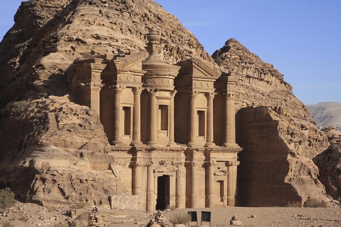 Private Tour: Petra and Little Petra Day Trip From Aqaba - Exploring the Siq and Treasury