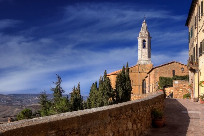 Private Tour: Pienza and Montalcino Organic Cheese and Wine Tour - Meeting and Pickup
