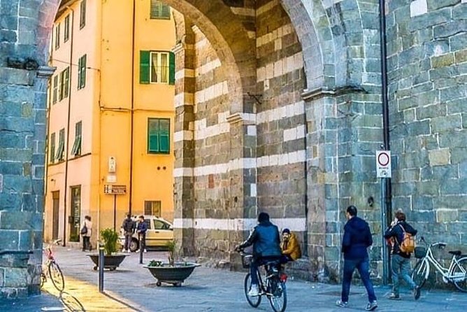 Private Tour: Pisa and Lucca From Florence - Tour Experience