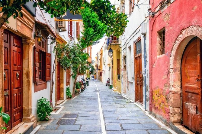 Private Tour Rethymno: Spili, Preveli, Kourtaliotiko, Old Town - Rethymno Old Town Exploration