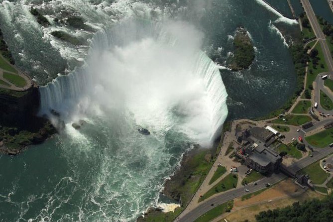 Private Tour: Romantic Niagara Falls Helicopter Flight - Inclusions and Meeting Point