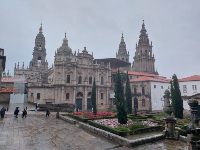 Private Tour Secrets of Compostela - Group Size and Cost