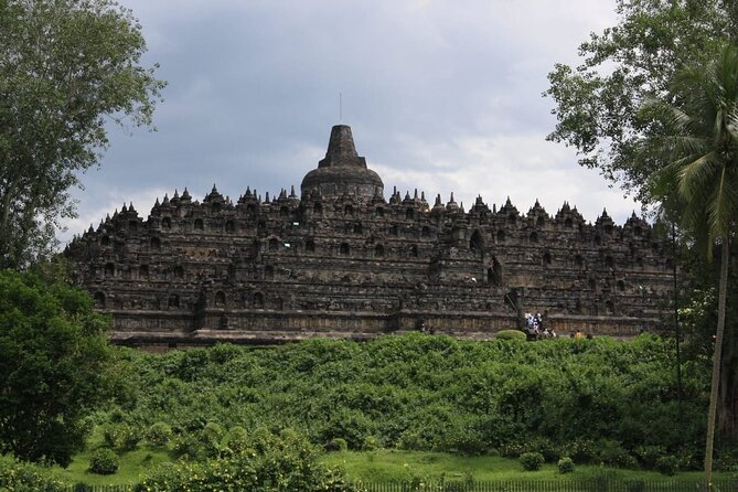 Private Tour Semarang Pier to Borobudur Temple - Knowledgeable Guide