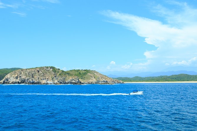Private Tour Seven Bays, Huatulco HT - Lunch and Refreshments