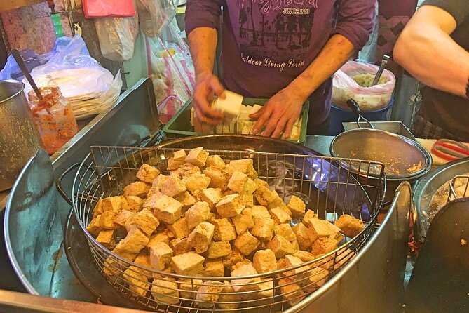 [Private Tour] Shilin Night Market Walking Tour With a Private Tour Guide (2-hr) - Transportation and Arrival