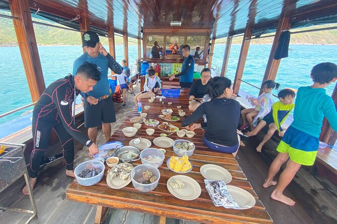 Private Tour Snorkeling & BBQ Onboard In Nha Trang - Meeting and Pickup