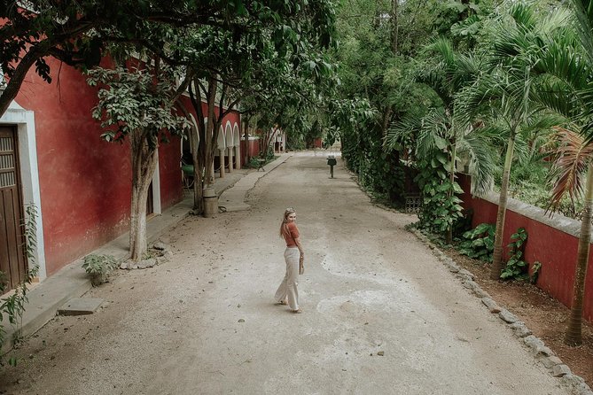 Private Tour: Sotuta De Peon Hacieda Day Trip - Meeting and Pickup