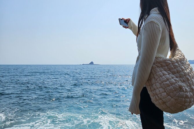 Private Tour South and West Jeju Island With Experienced Driver - Mysterious Road