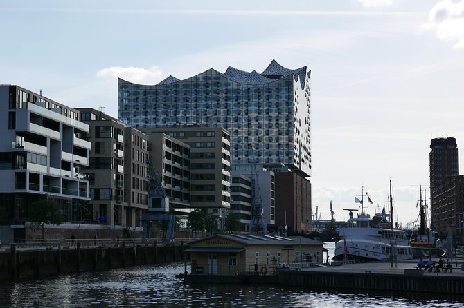 Private Tour: Speicherstadt and HafenCity Walking Tour in Hamburg - Upgrading to Kaffee-Roesterei