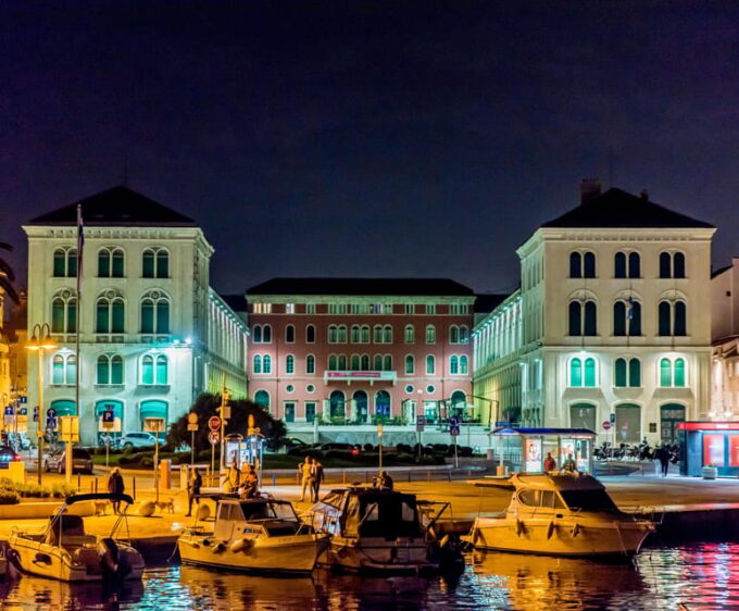 Private Tour: Split by Night - Avoiding Crowds
