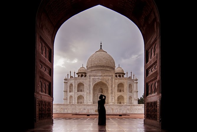 Private Tour: Taj Mahal and Fatehpur Sikri Day Tour - Additional Requirements