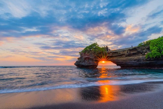 Private Tour: Tanah Lot at Sunset - Hotel Pickup and Drop-off