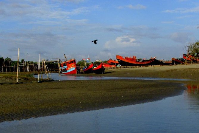 Private Tour: Temples and Ashrams of Ganga Sagar Day Trip From Kolkata - Exploring Sagar Islands Temples