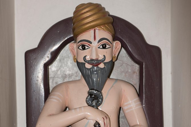 Private Tour: Temples and Ashrams of Ganga Sagar Day Trip From Kolkata - Visiting the Kapil Muni Temple