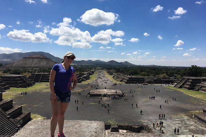Private Tour: Teotihuacan & Xochimilco in One Day - Private Transportation and Accommodations