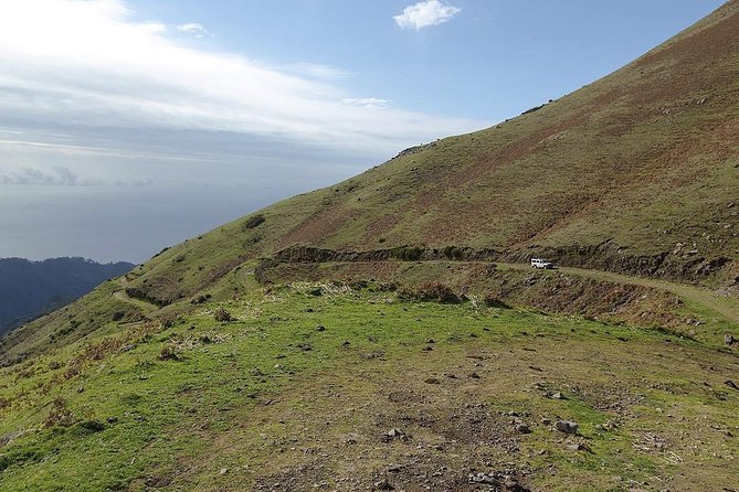 Private Tour: The Amazing West - Jeep Safari Tour - Full Day - Breathtaking Landscapes and Local Villages
