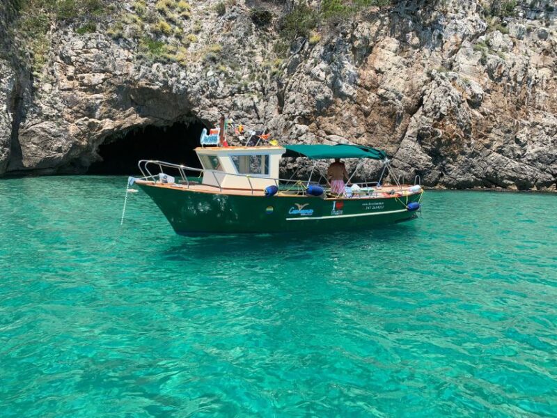Private Tour the Journey of Ulysses to Gaeta, Pizza & Drink - Onboard Experience and Amenities