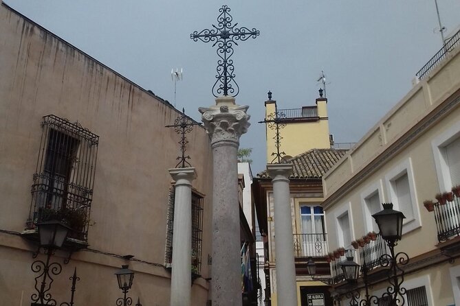 Private Tour Through the Old Jewish Neighbourhood. - Tour Inclusions