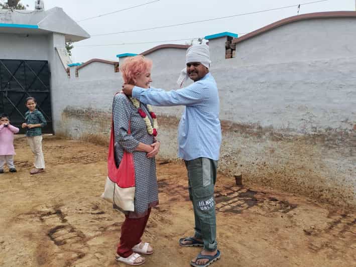 Private Tour to an Indian Village & Cooking Class - Key Points