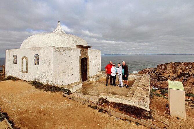 Private Tour to Arrábida Beaches, Sesimbra, and Espichel Cape - Wine Tasting Experiences