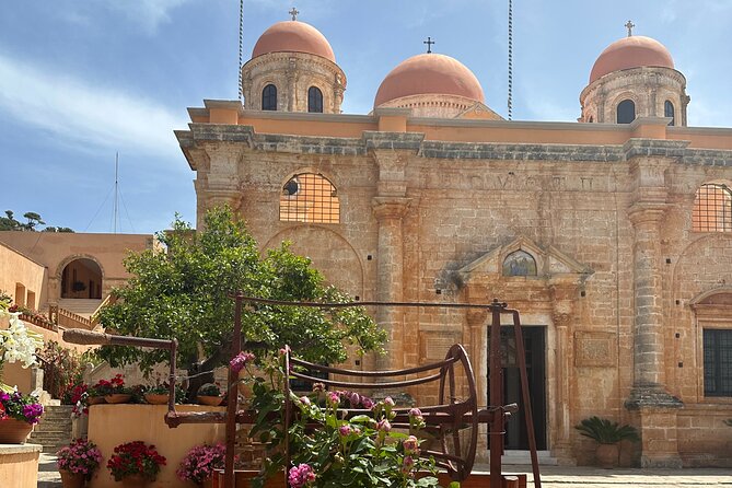 Private Tour to Chania-Agia Triada Monastery-Venizelos Graves - Accessibility