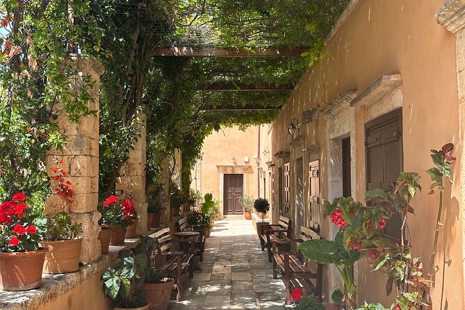 Private Tour to Chania-Agia Triada Monastery-Venizelos Graves - Discover Venizelos Graves