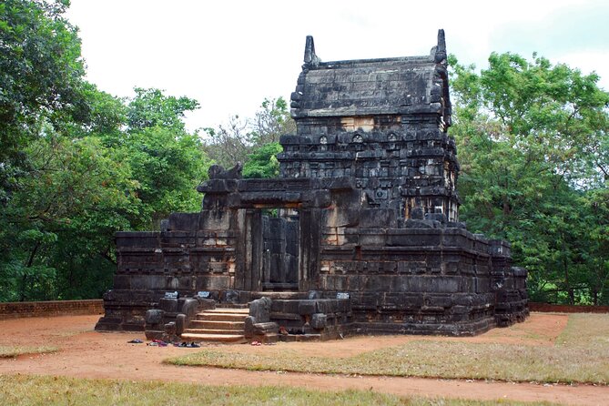 Private Tour to Dambulla and Sigiriya From Kandy in a A/C Car - Customer Reviews
